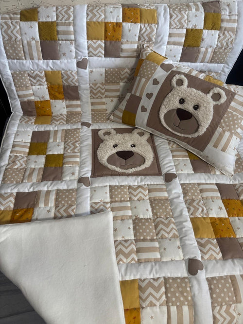 Baby-Set „Teddybär“ – Patchwork-Optik